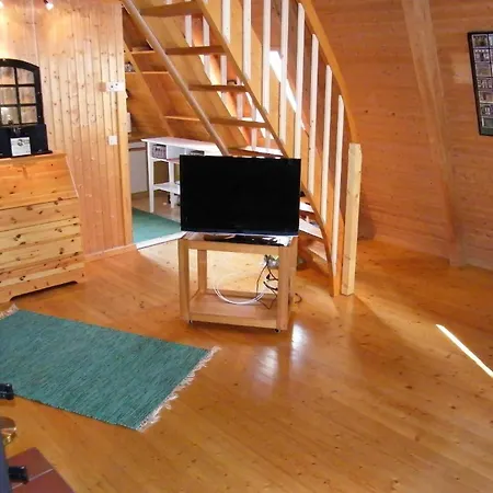 Nurdachferienhaus In Ruhiger Lage, Auf Einem Naturbelassenem Grundstueck Mit Nahegelegener Angelmoeglichkeit - B48731 Дом отдыха