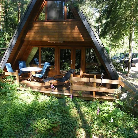 Дом отдыха Nurdachferienhaus In Ruhiger Lage, Auf Einem Naturbelassenem Grundstueck Mit Nahegelegener Angelmoeglichkeit - B48731